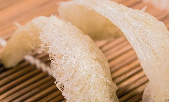 燕窩的功效與作用是什么？吃燕窩對人體有哪些好處？
